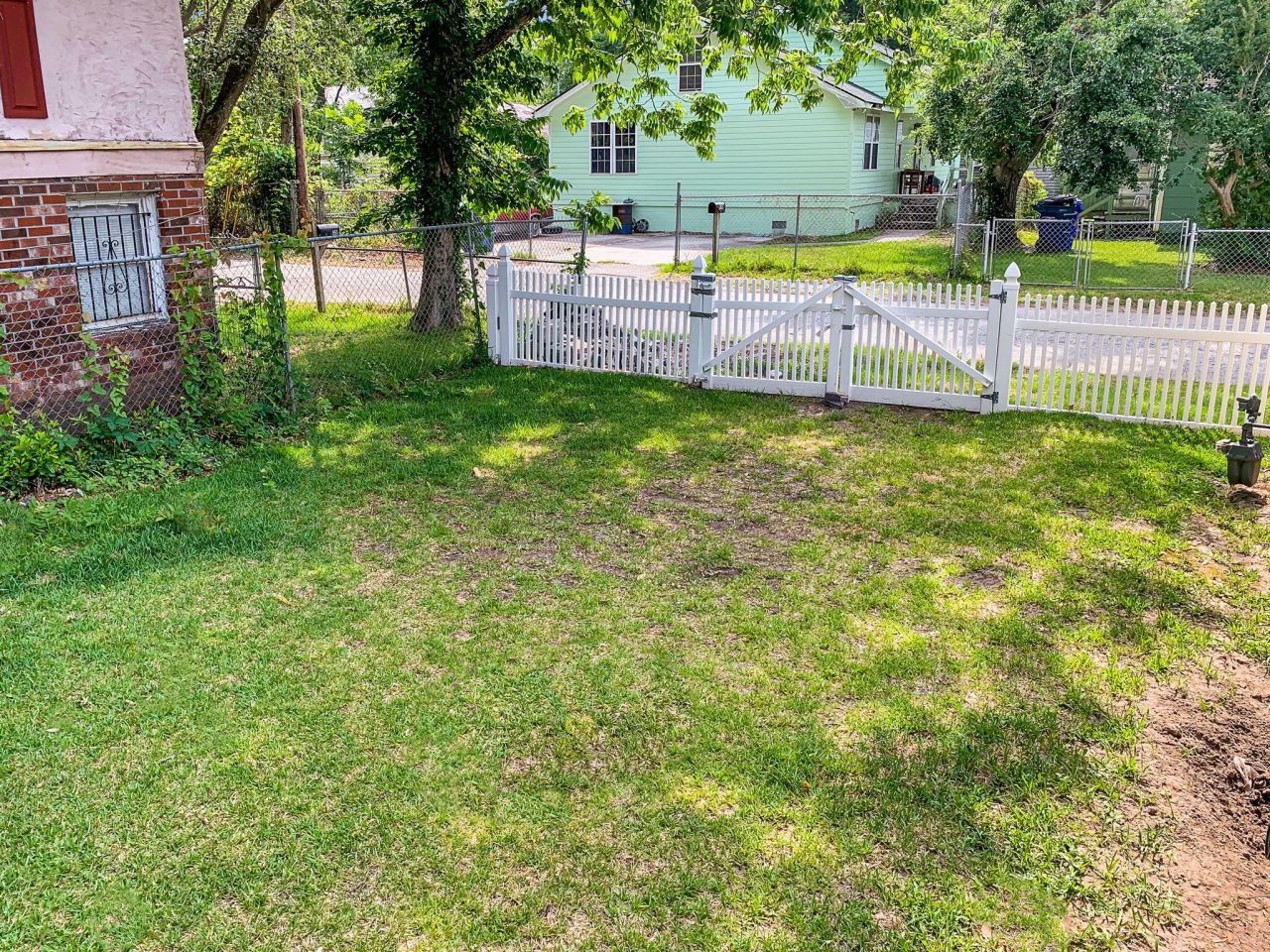 916 Hillsboro Drive Photo 38