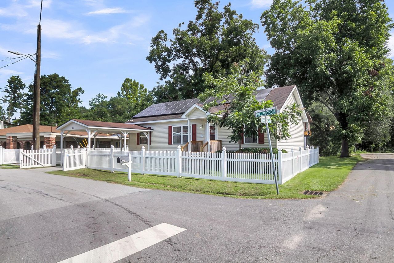 916 Hillsboro Drive Photo 4