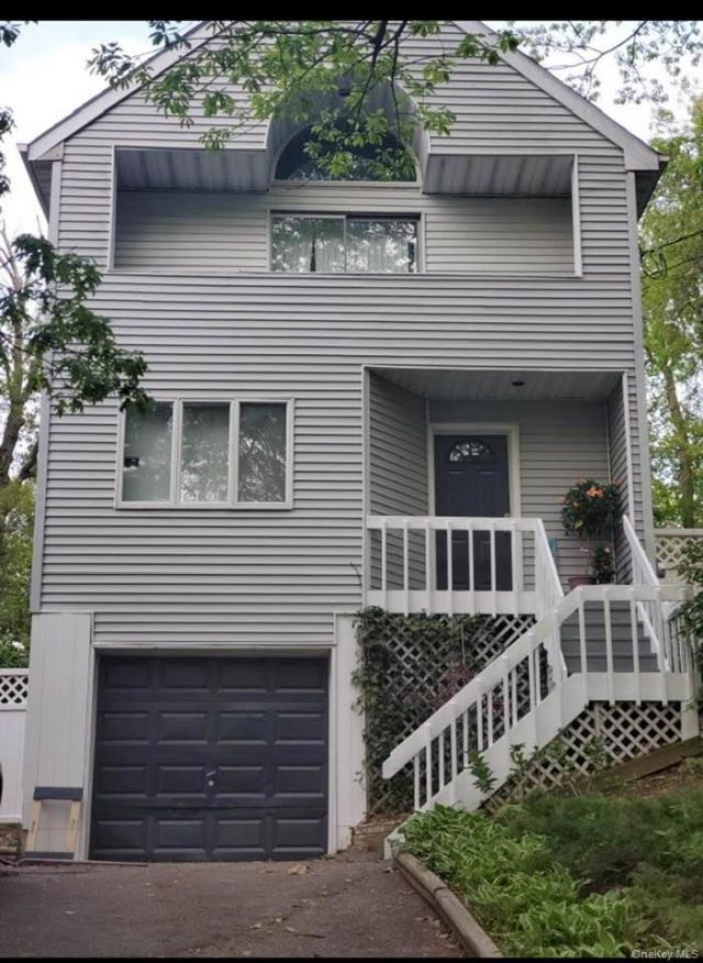171 Broadway, Rocky Point, NY 11778 Main Photo
