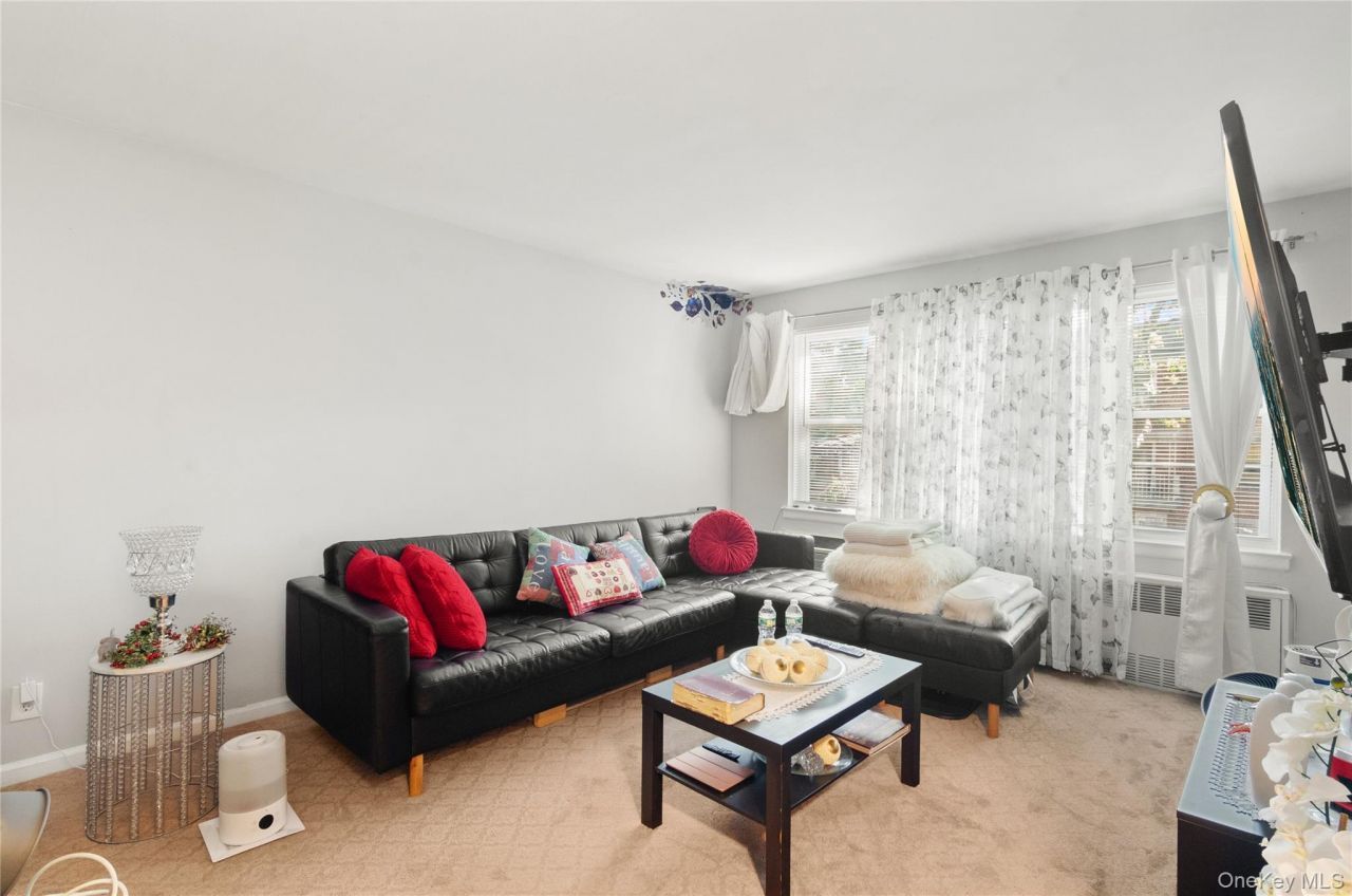 742 E 58th Street, Brooklyn, NY 11234 Main Photo