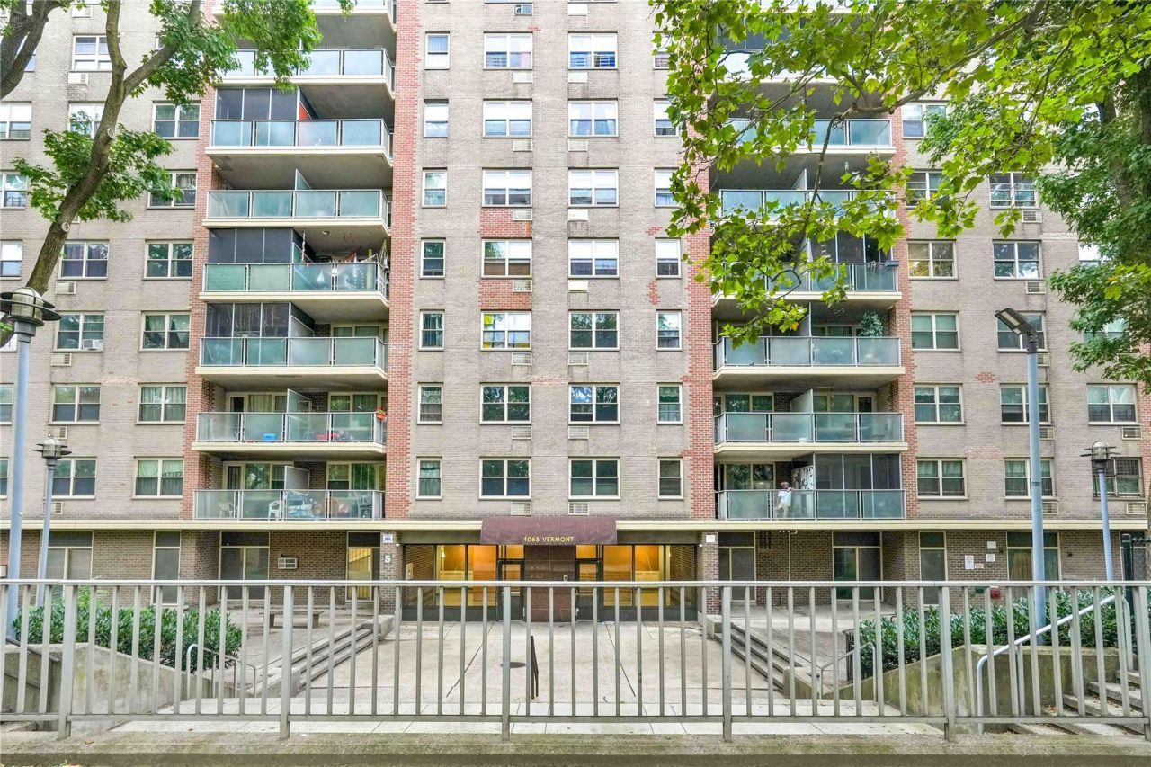 1065 Vermont Street, Unit 4F, Brooklyn, NY 11207 Main Photo