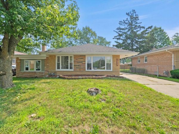 16327 Dobson Avenue, South Holland, IL 60473