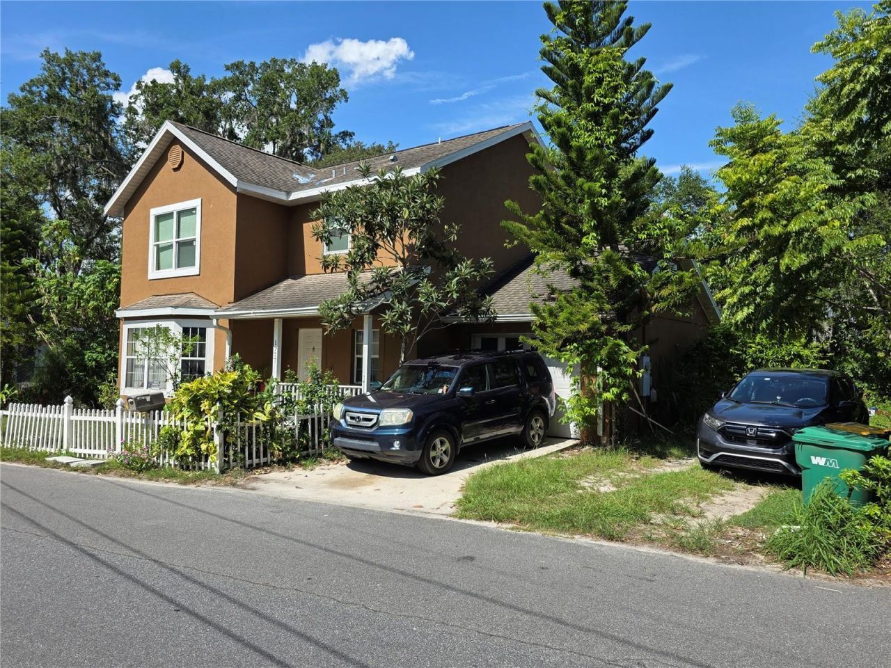 1777 N Orange Street, Mount Dora, FL 32757