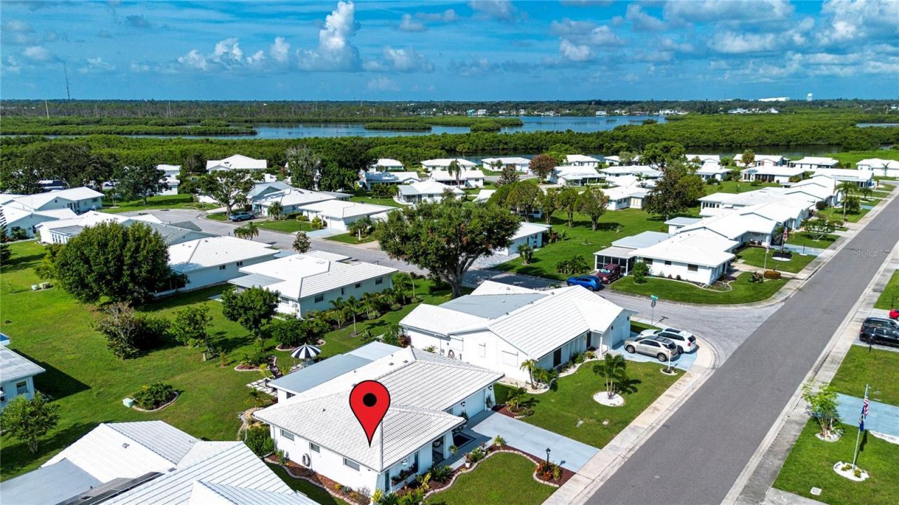 3906 Chinaberry Road, Bradenton, FL 34208 Photo