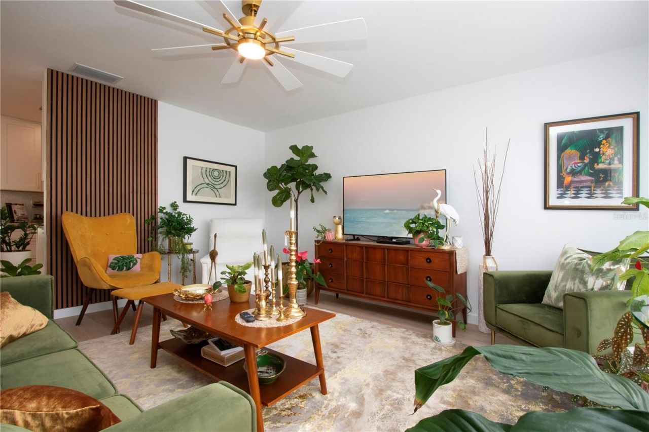 3906 Chinaberry Road, Bradenton, FL 34208 Photo