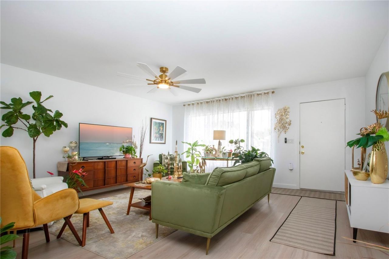 3906 Chinaberry Road, Bradenton, FL 34208 Photo