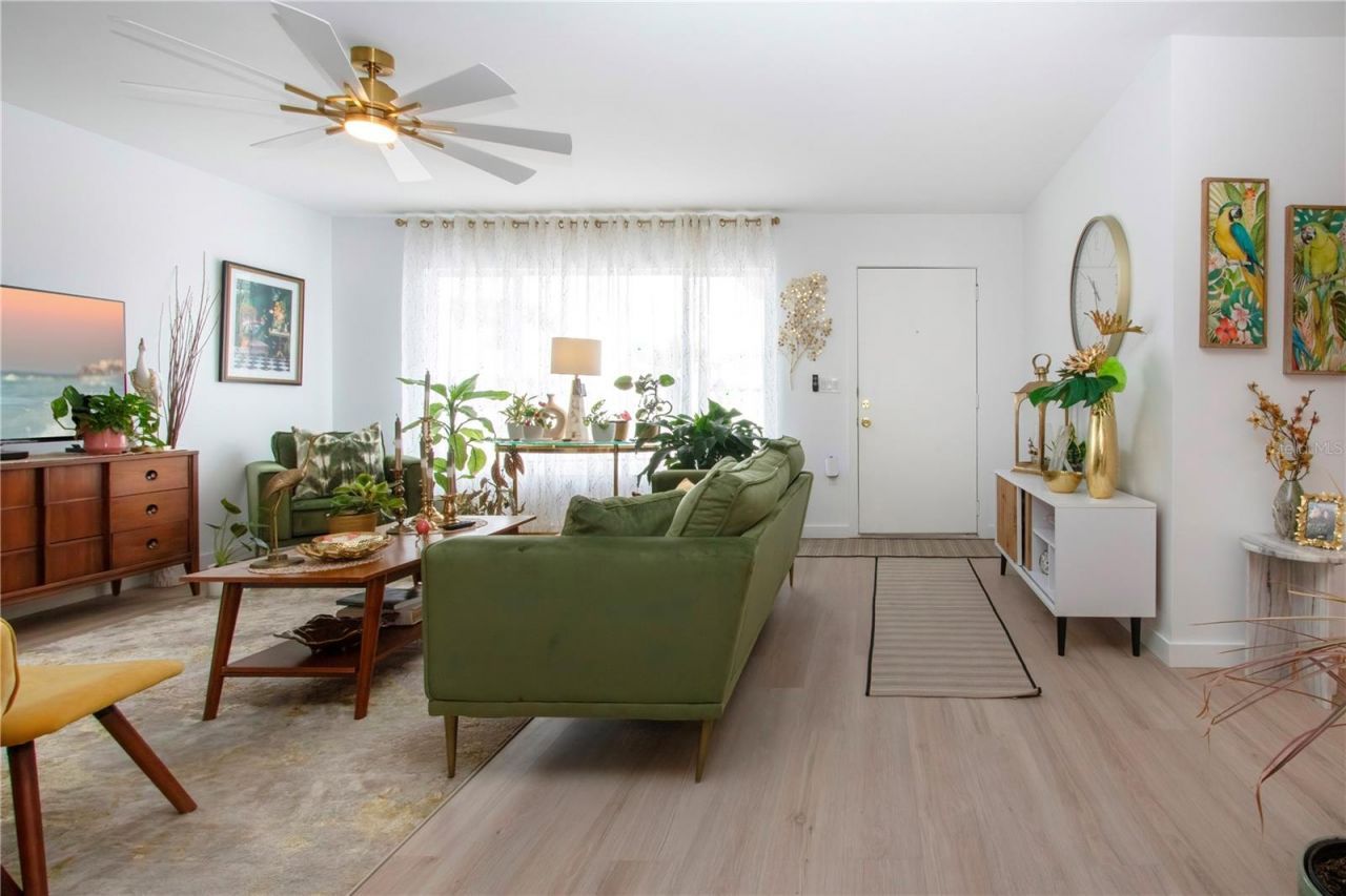 3906 Chinaberry Road, Bradenton, FL 34208 Photo