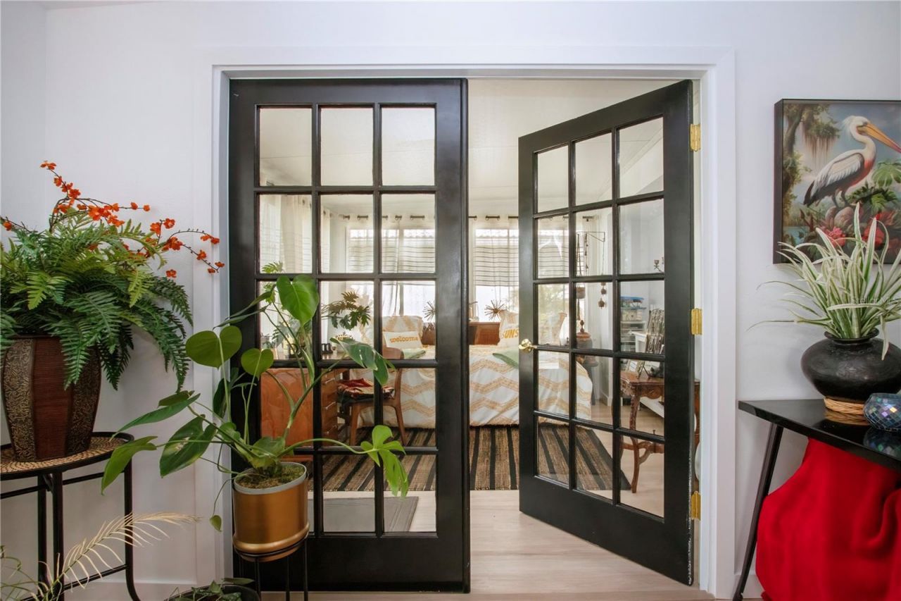 3906 Chinaberry Road, Bradenton, FL 34208 Photo