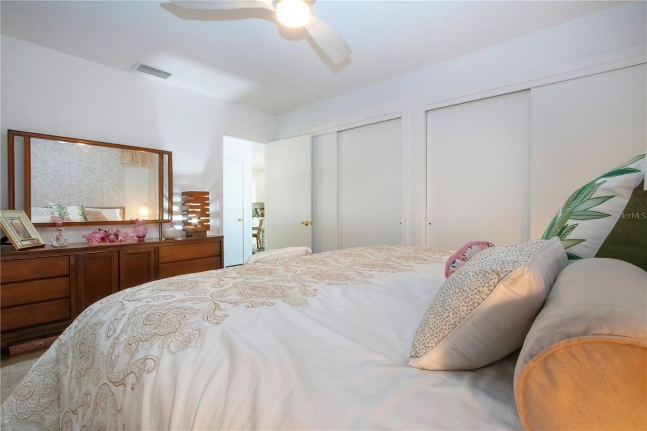 3906 Chinaberry Road, Bradenton, FL 34208 Photo