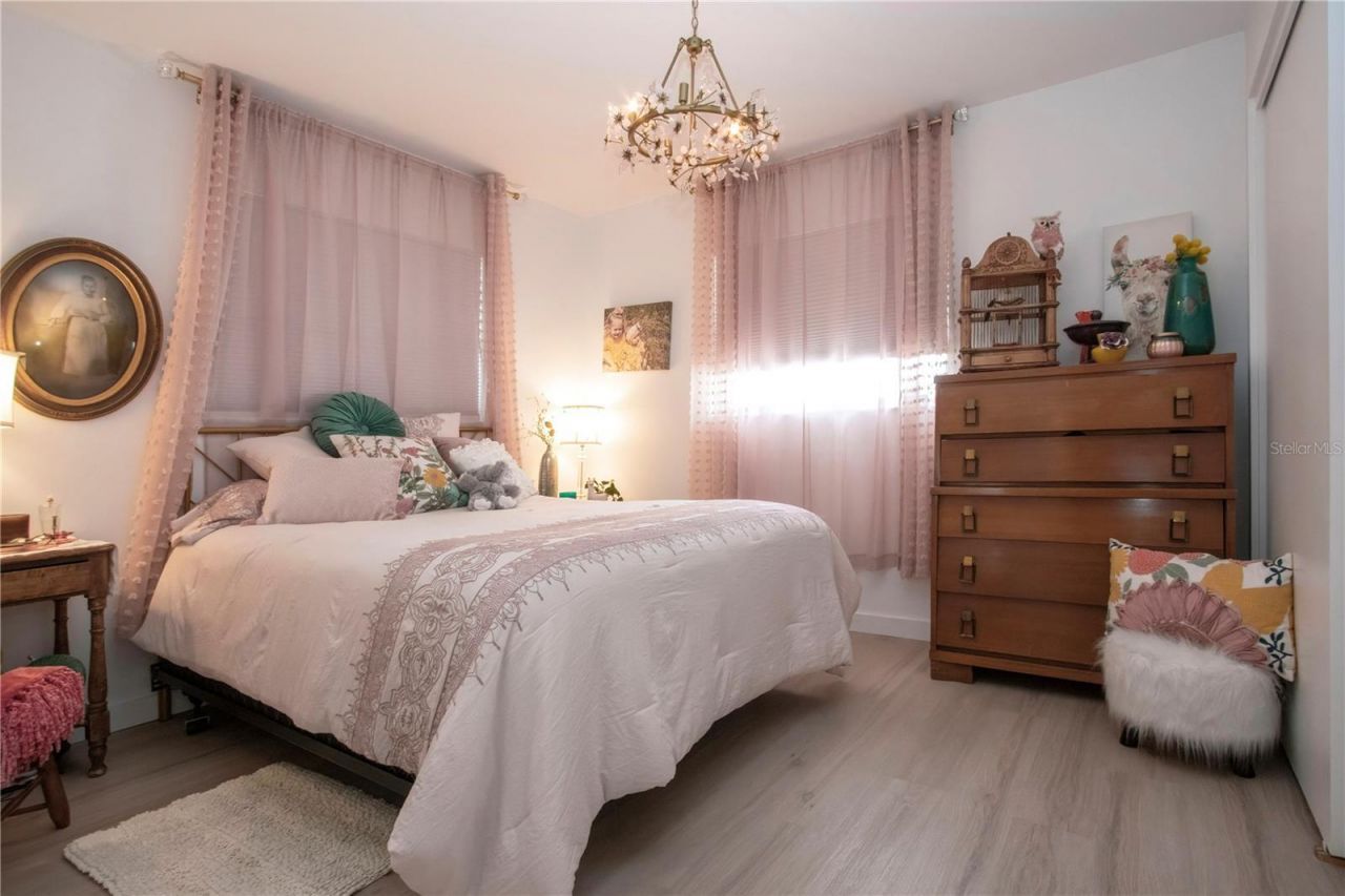 3906 Chinaberry Road, Bradenton, FL 34208 Photo