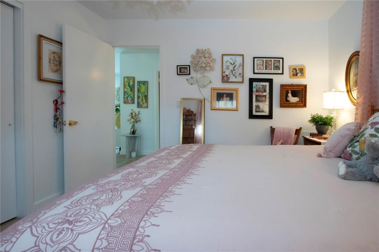 3906 Chinaberry Road, Bradenton, FL 34208 Photo