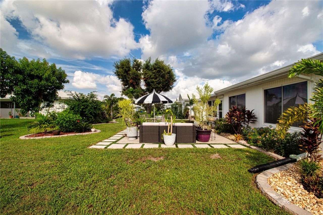 3906 Chinaberry Road, Bradenton, FL 34208 Photo