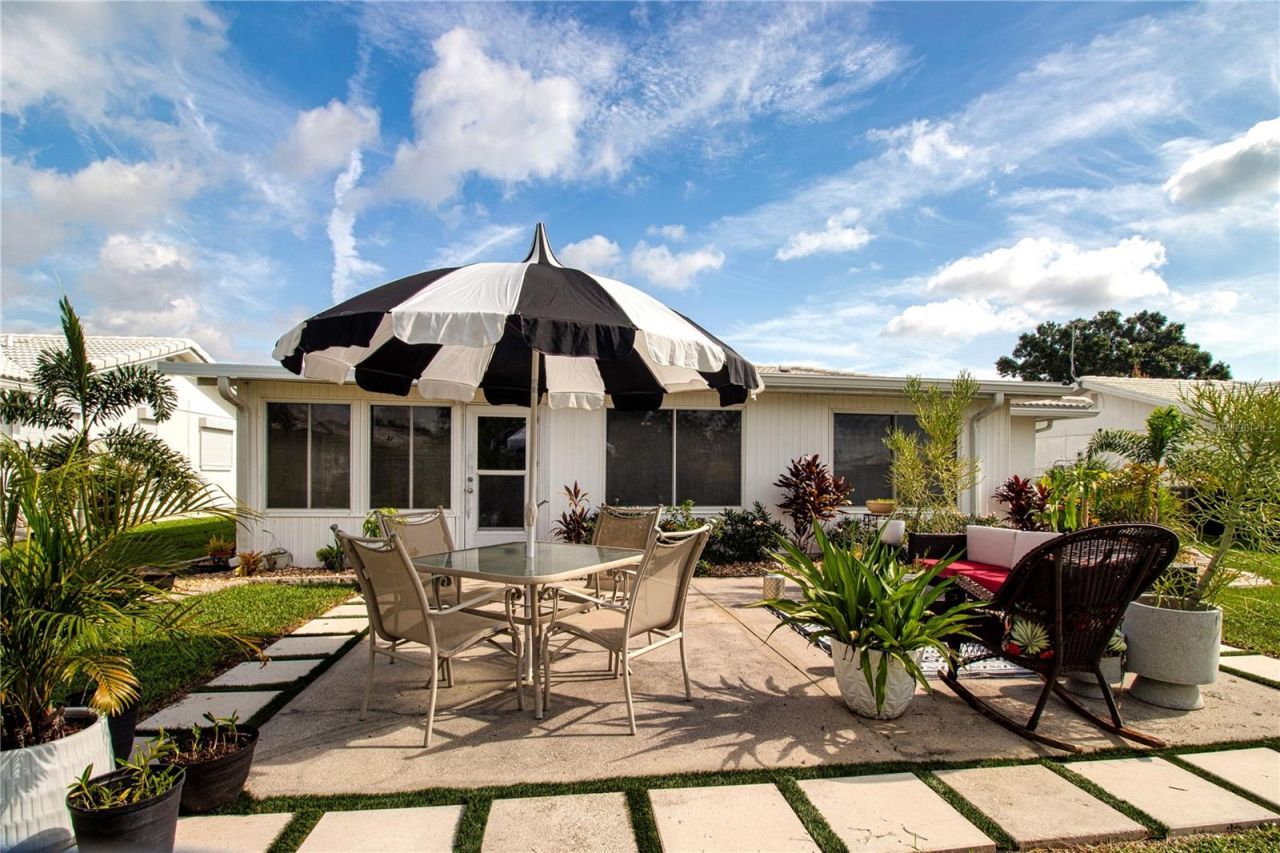 3906 Chinaberry Road, Bradenton, FL 34208 Photo