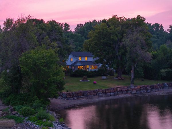 283 North End Road East, North Hero, VT 05747