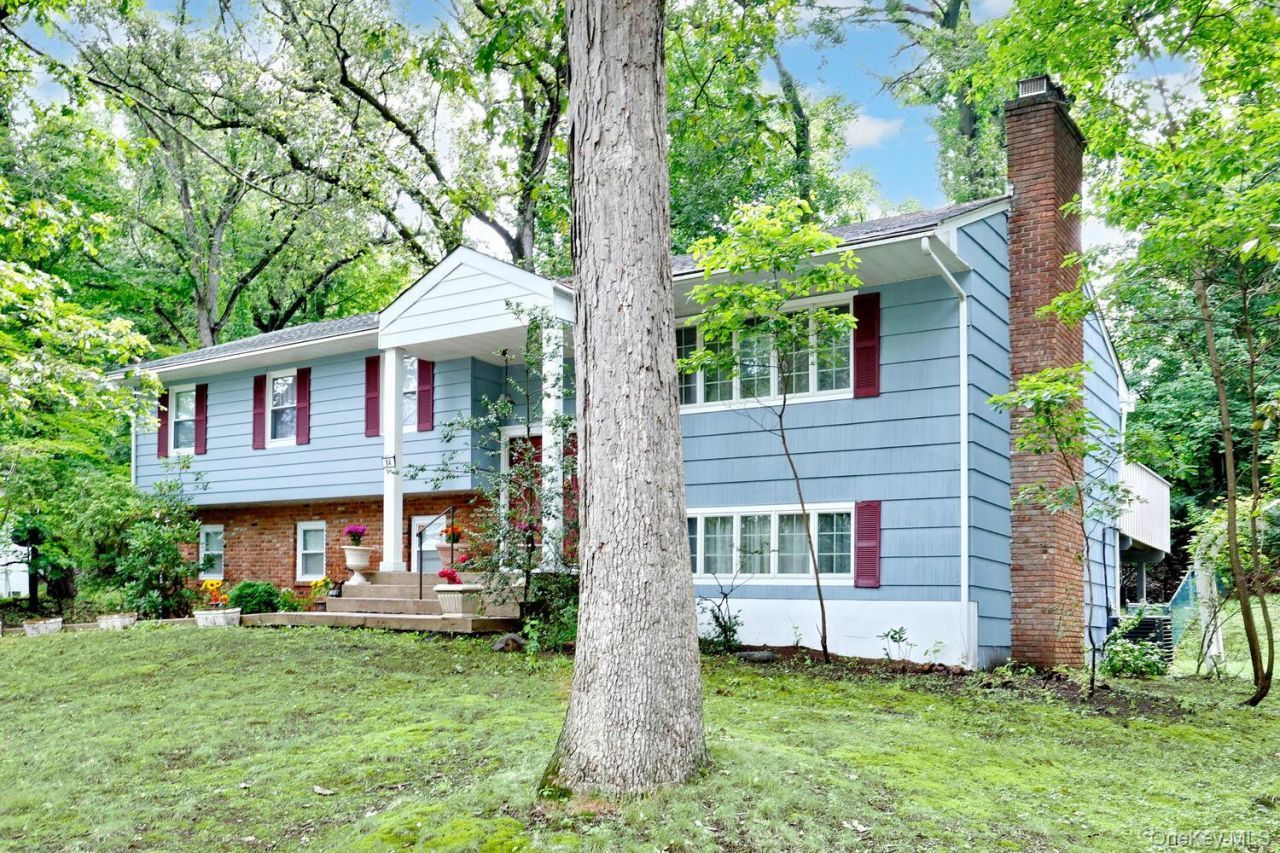 84 College Road, Monsey, NY 10952 Main Photo