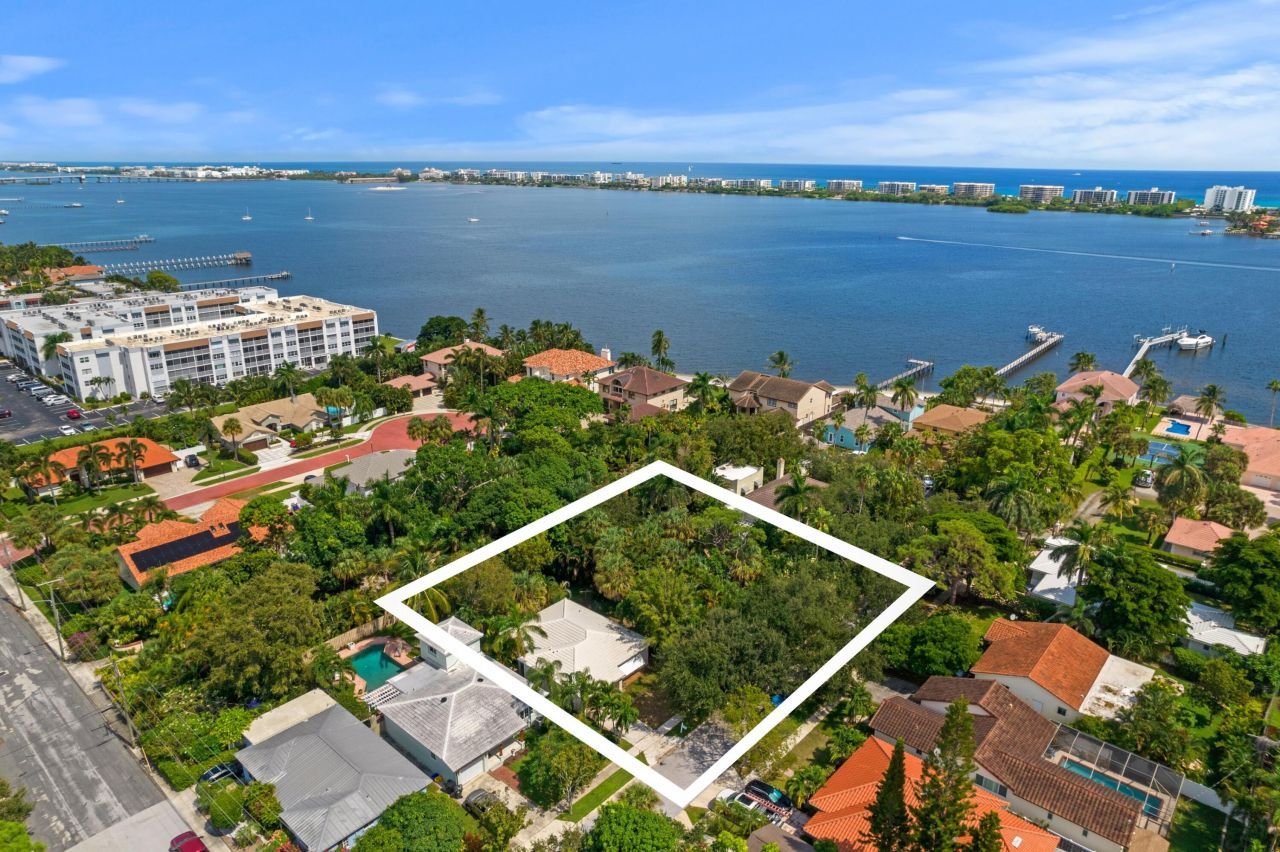 4 17th Avenue S, Lake Worth Beach, FL 33460 Photo