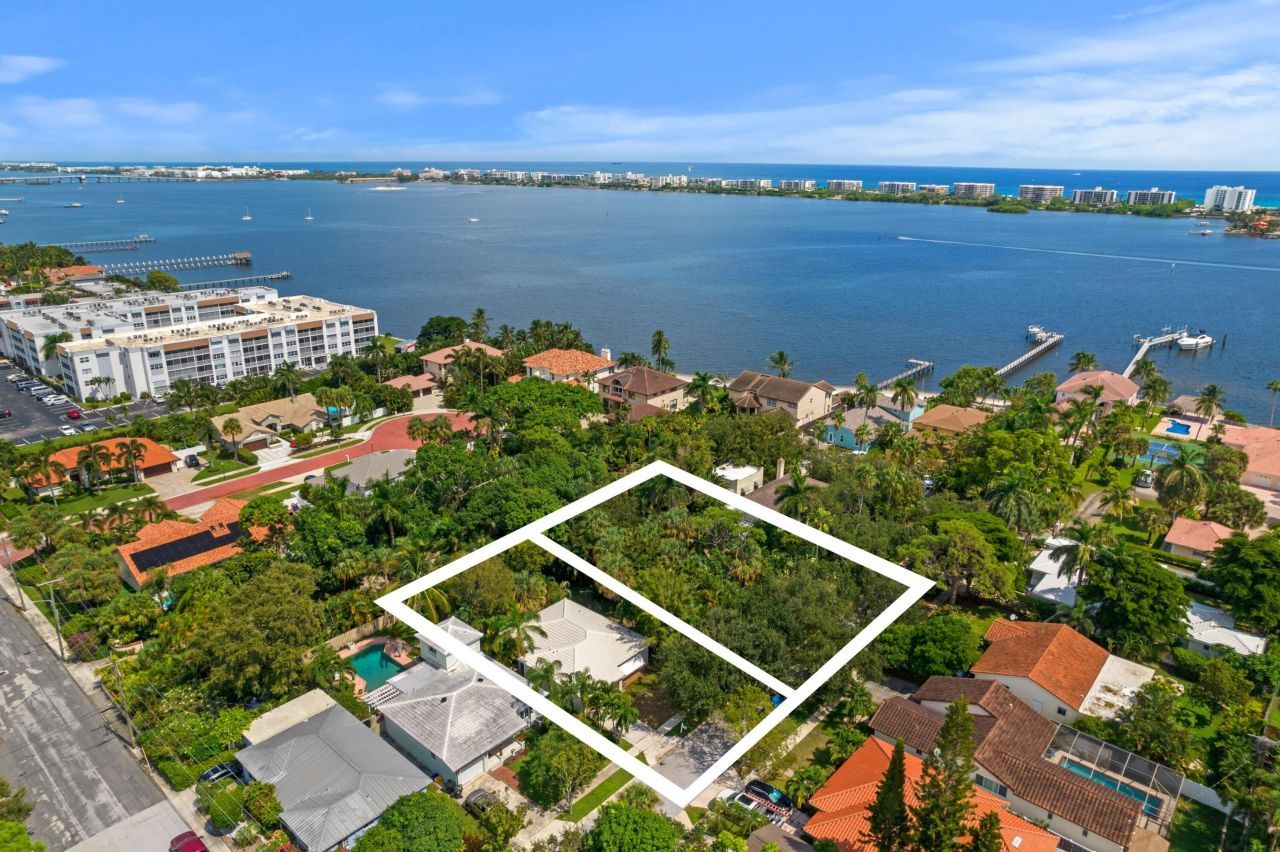 4 17th Avenue S, Lake Worth Beach, FL 33460 Photo