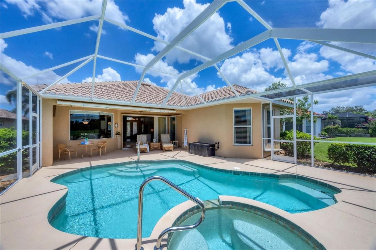 5641 Whispering Oaks Drive, North Port, FL 34287 Photo