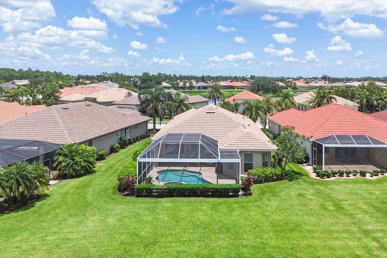 5641 Whispering Oaks Drive, North Port, FL 34287 Photo