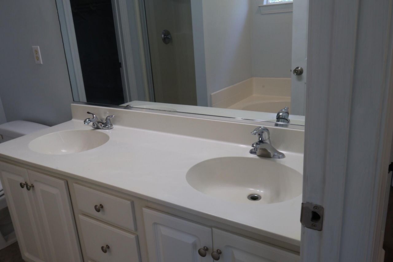 1003 Providence Way Photo 17