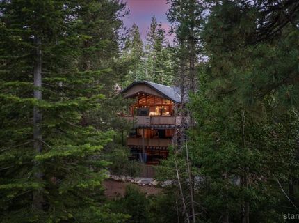 2366 Highlands Drive, South Lake Tahoe, CA 96150 Photo