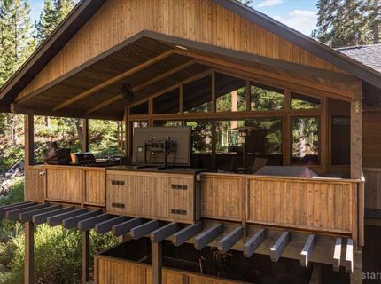 2366 Highlands Drive, South Lake Tahoe, CA 96150 Photo