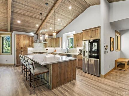 2366 Highlands Drive, South Lake Tahoe, CA 96150 Photo