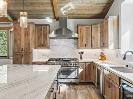 2366 Highlands Drive, South Lake Tahoe, CA 96150 Photo