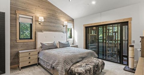 2366 Highlands Drive, South Lake Tahoe, CA 96150 Photo