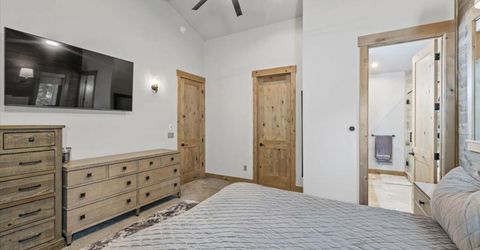 2366 Highlands Drive, South Lake Tahoe, CA 96150 Photo