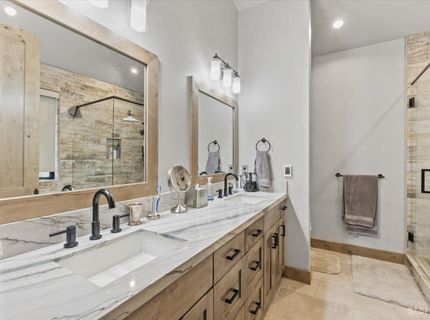 2366 Highlands Drive, South Lake Tahoe, CA 96150 Photo