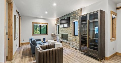 2366 Highlands Drive, South Lake Tahoe, CA 96150 Photo