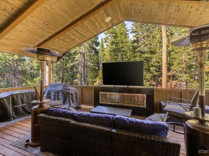 2366 Highlands Drive, South Lake Tahoe, CA 96150 Photo