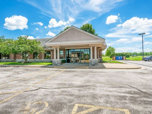 820 S Illinois Avenue, Republic, MO 65738