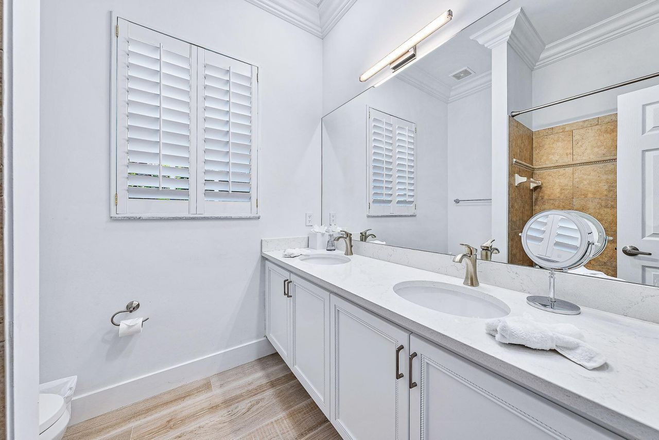 102 Via Santa Cruz, Jupiter, FL 33458 Photo