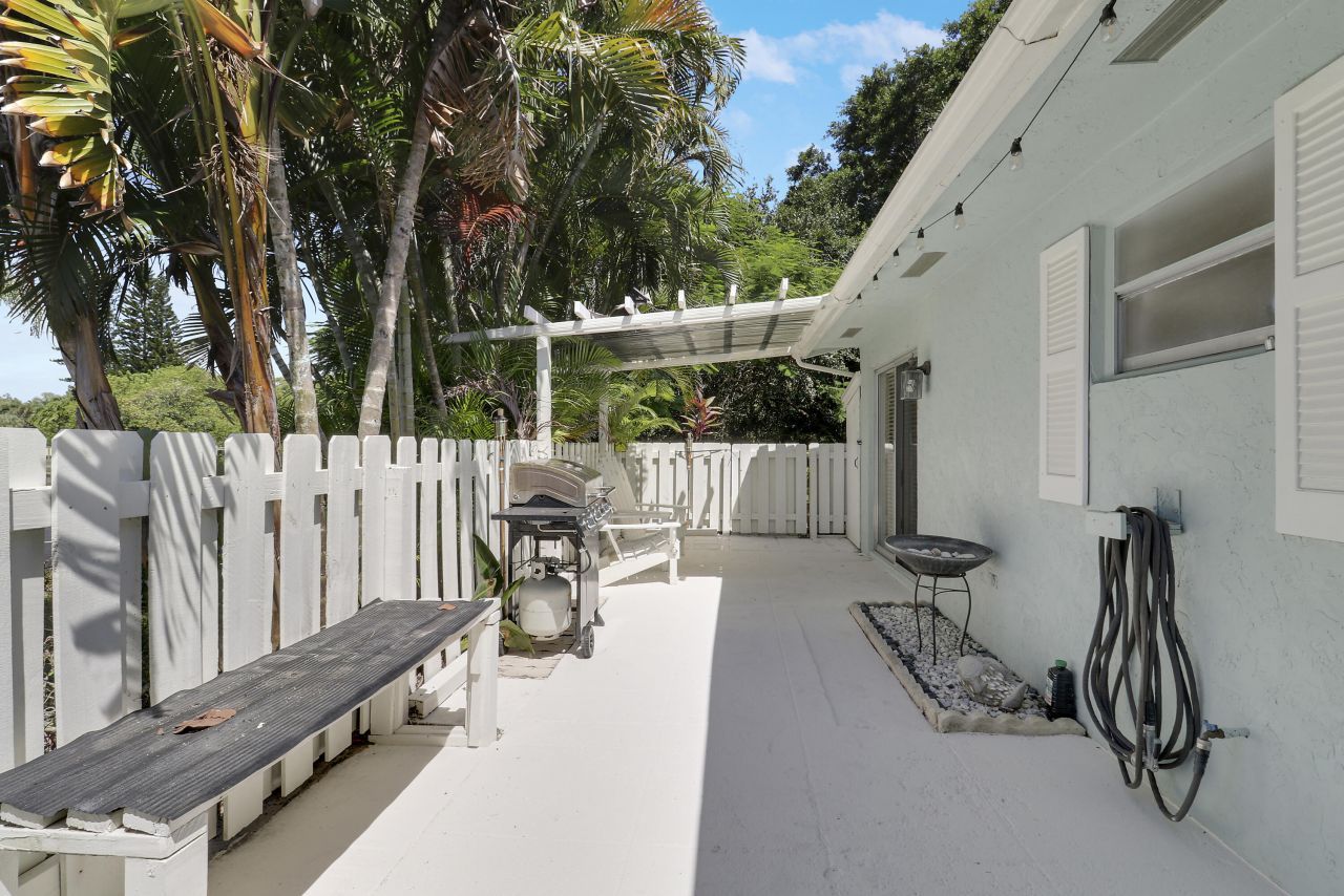 1329 Chippewa Street, Jupiter, FL 33458 Photo