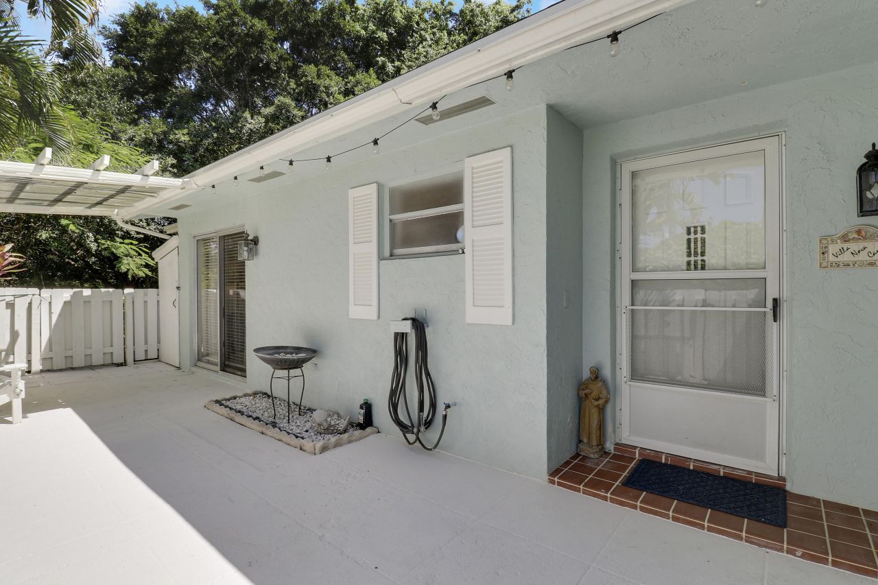 1329 Chippewa Street, Jupiter, FL 33458 Photo