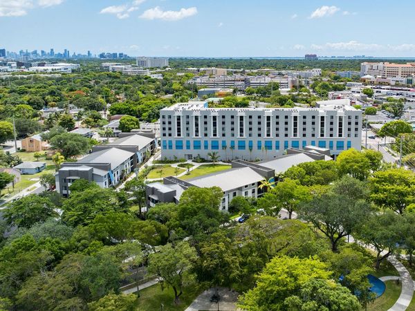 5961 SW 68th Street, Unit 716, South Miami, FL 33143