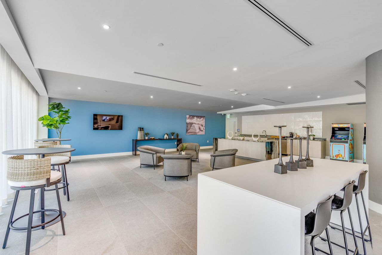 5961 SW 68th Street, Unit B302, South Miami, FL 33143 Photo