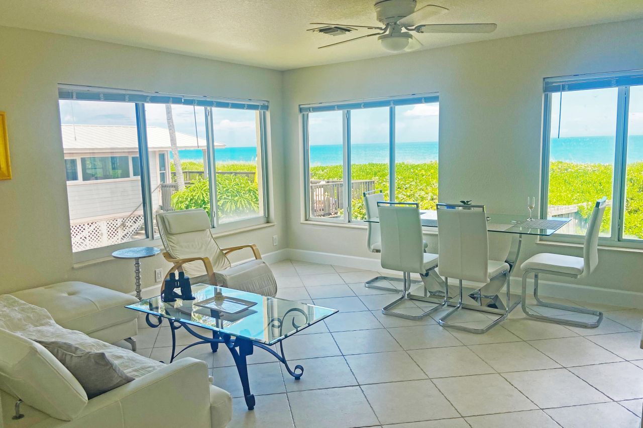 3541 NE Ocean Boulevard, Unit 4, Jensen Beach, FL 34957 Photo