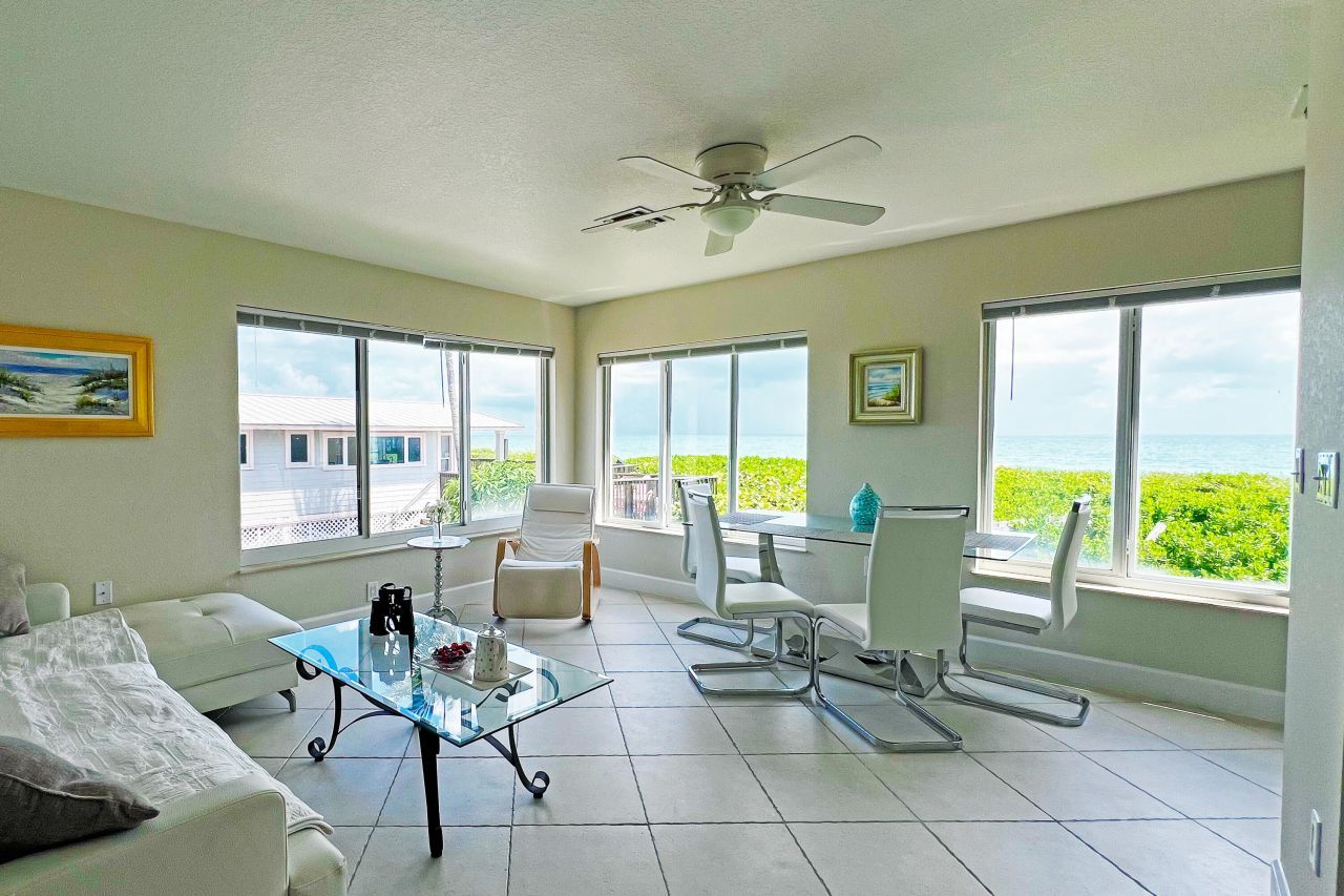 3541 NE Ocean Boulevard, Unit 4, Jensen Beach, FL 34957 Photo
