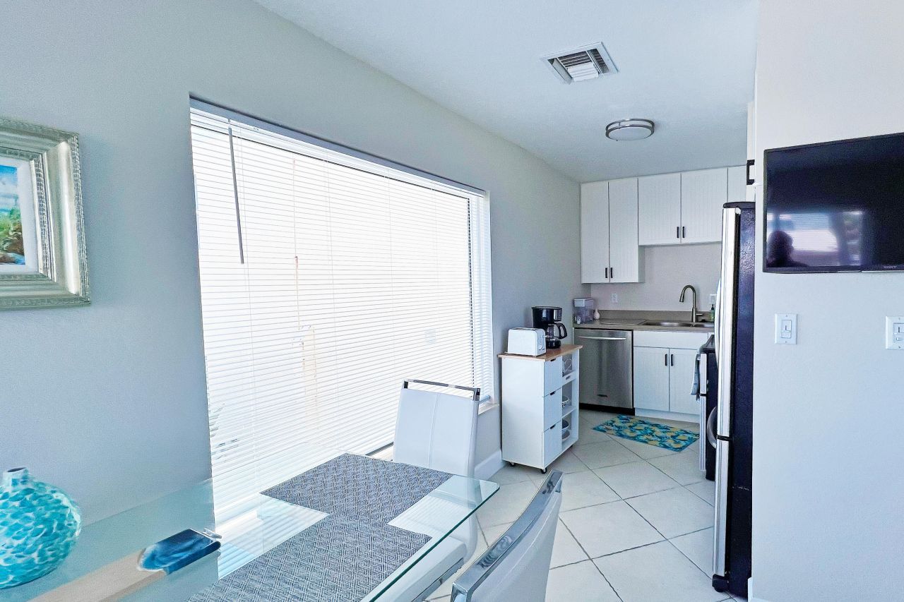3541 NE Ocean Boulevard, Unit 4, Jensen Beach, FL 34957 Photo