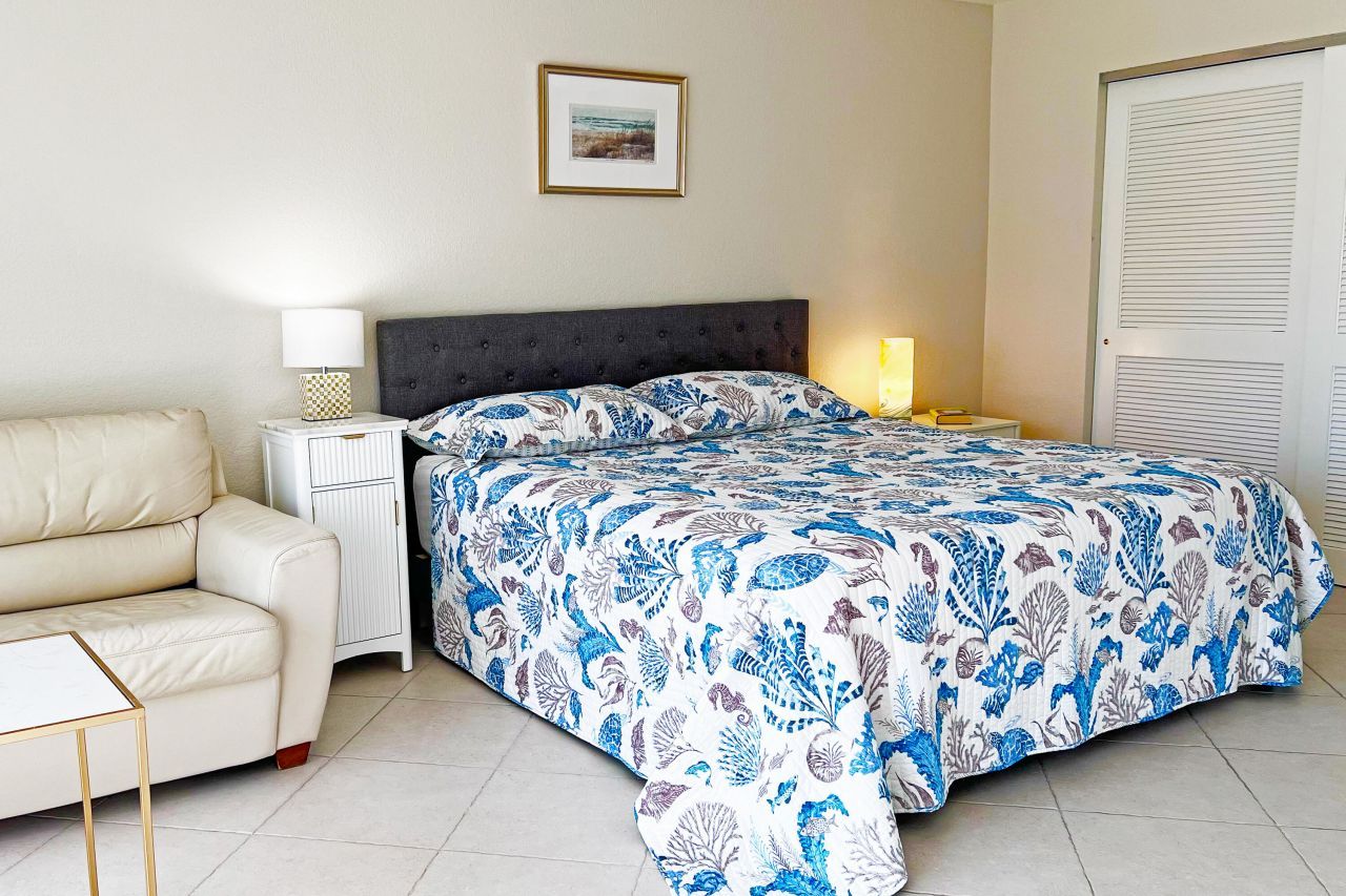 3541 NE Ocean Boulevard, Unit 4, Jensen Beach, FL 34957 Photo