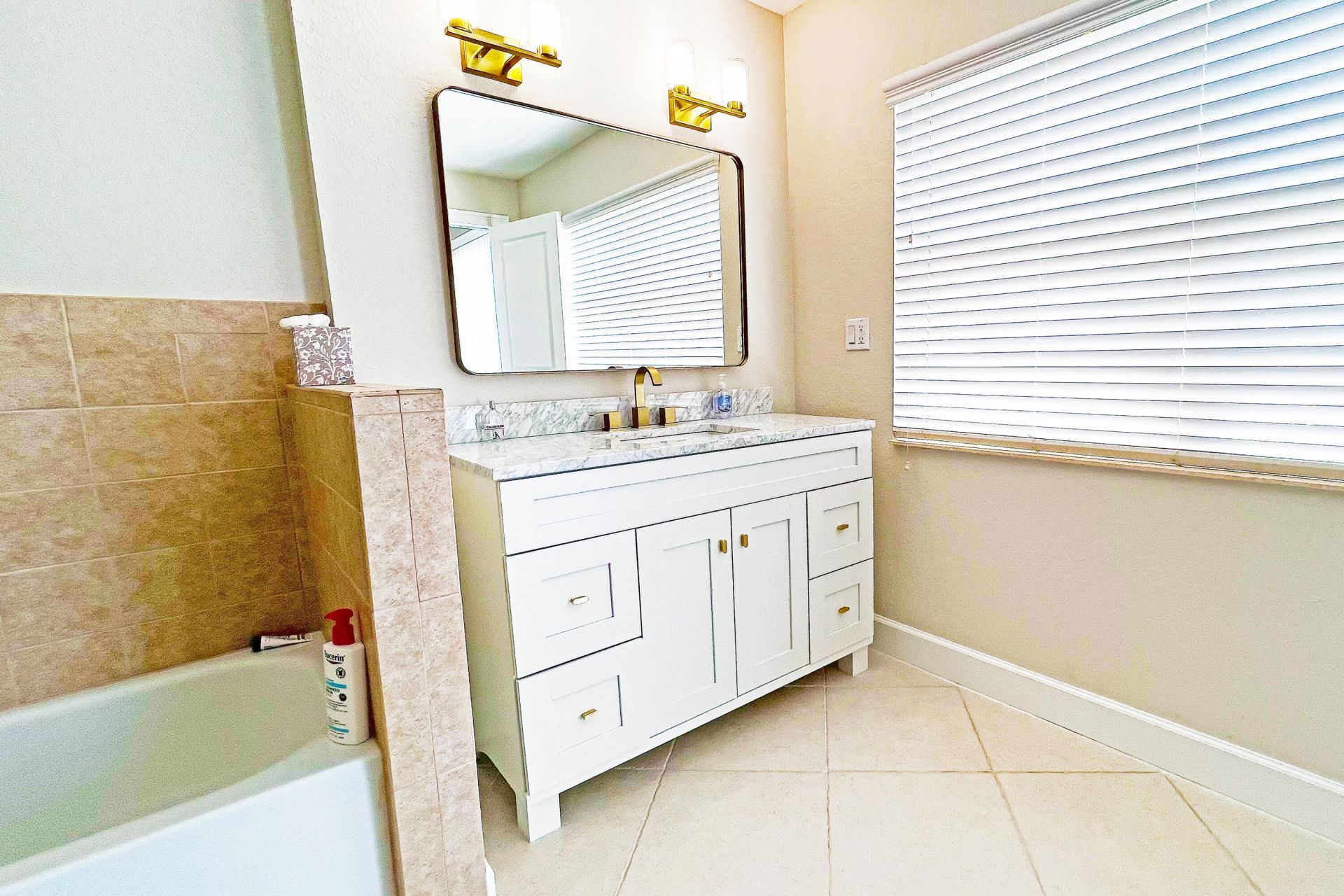 3541 NE Ocean Boulevard, Unit 4, Jensen Beach, FL 34957 Photo