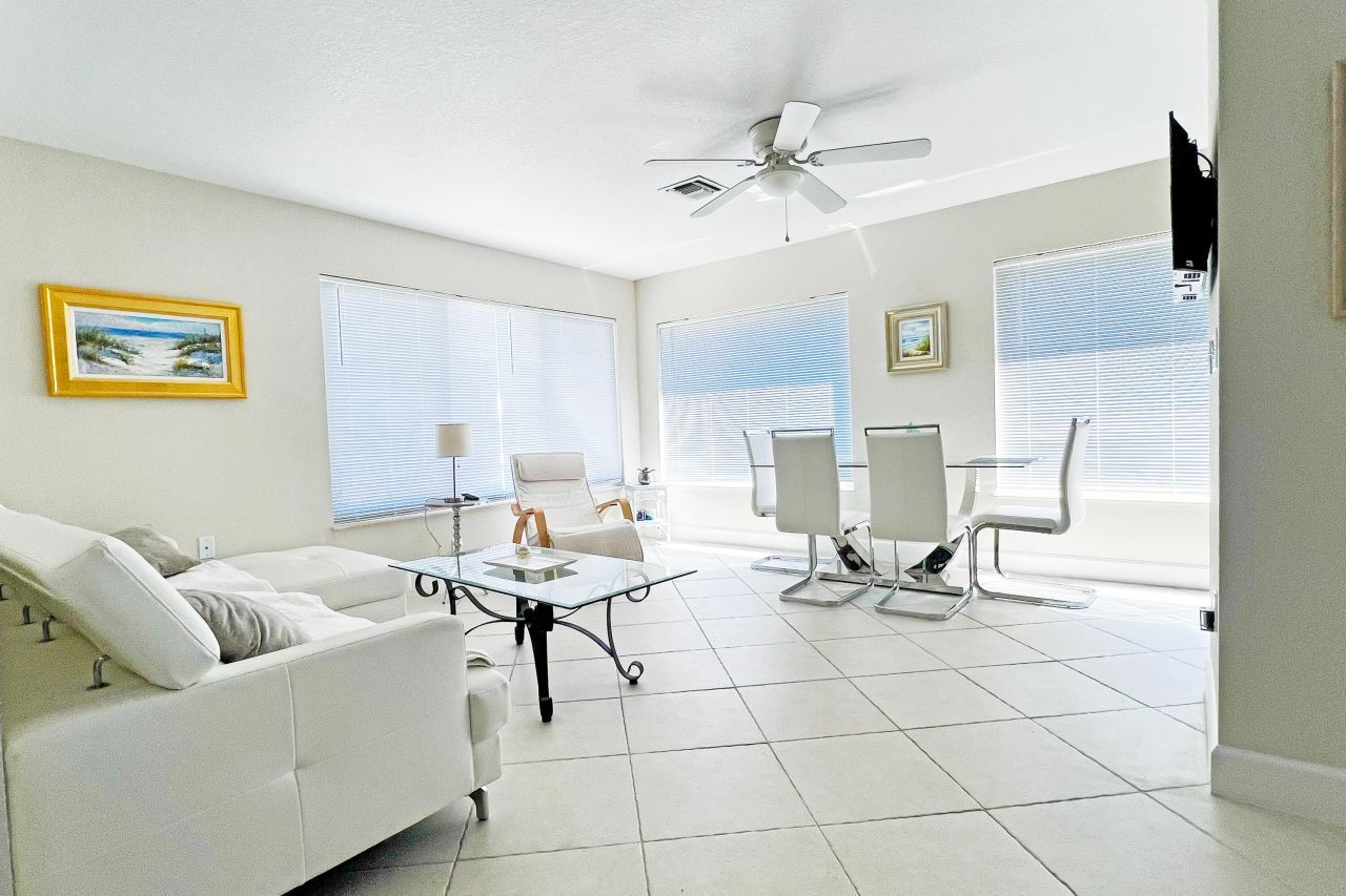 3541 NE Ocean Boulevard, Unit 4, Jensen Beach, FL 34957 Photo