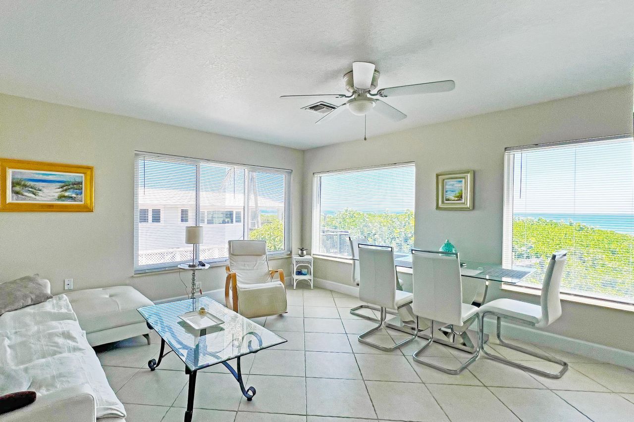 3541 NE Ocean Boulevard, Unit 4, Jensen Beach, FL 34957 Photo