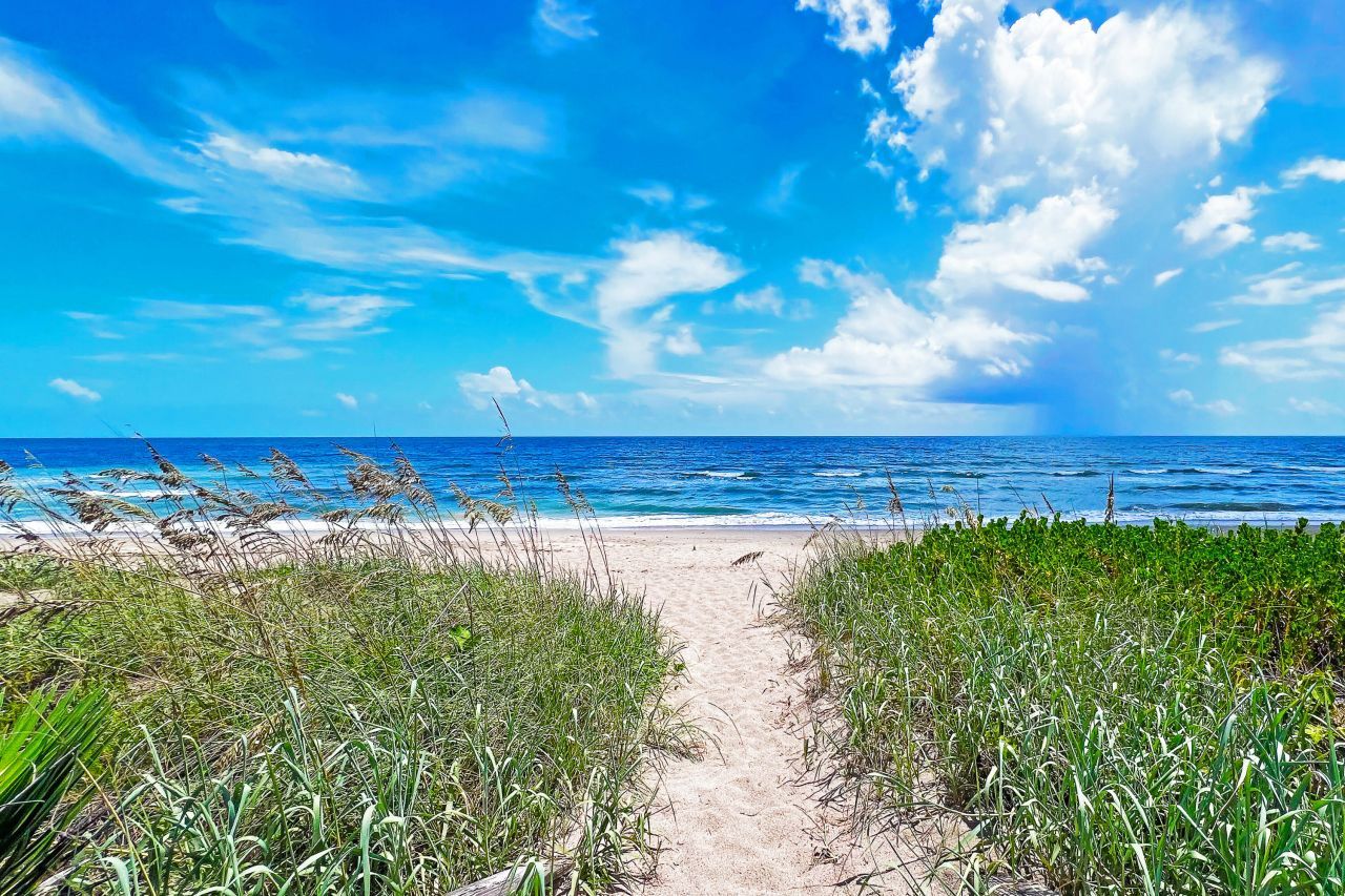 3541 NE Ocean Boulevard, Unit 4, Jensen Beach, FL 34957 Photo