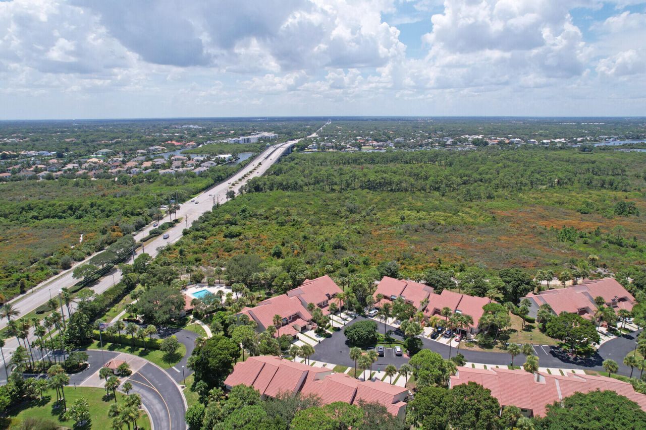 204 Sea Oats Drive, Unit F, Juno Beach, FL 33408 Photo