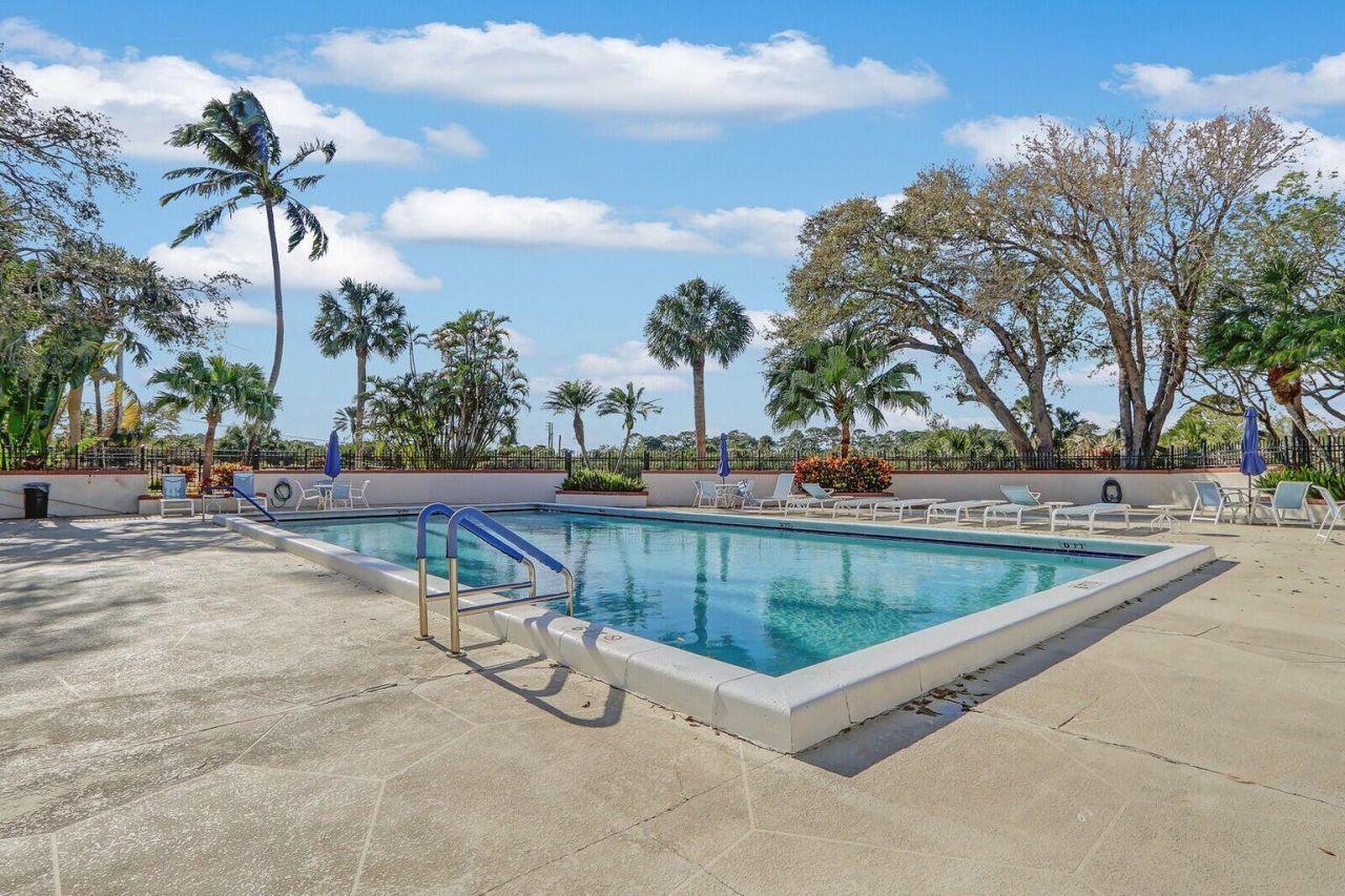 204 Sea Oats Drive, Unit F, Juno Beach, FL 33408 Photo