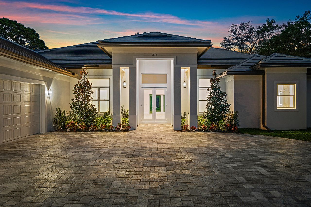 18211 SE Old Trail Drive W, Jupiter, FL 33478 Photo